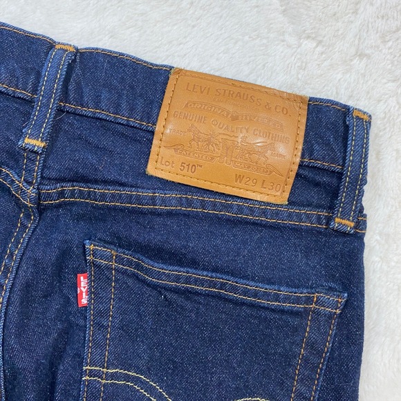 Levi's 510 Premium Denim Shorts Frayed Hem Dark Wash Casual Women's W29 - Picture 4 of 11